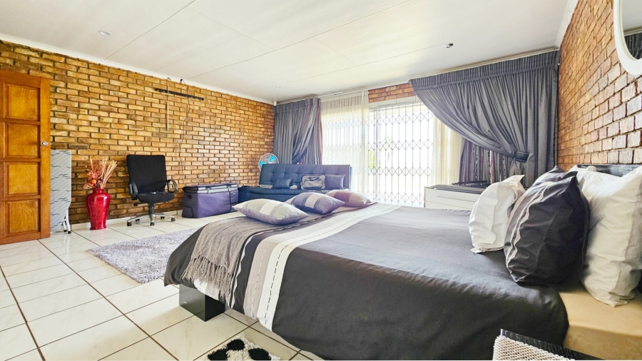 3 Bedroom Property for Sale in Oranjeville Free State